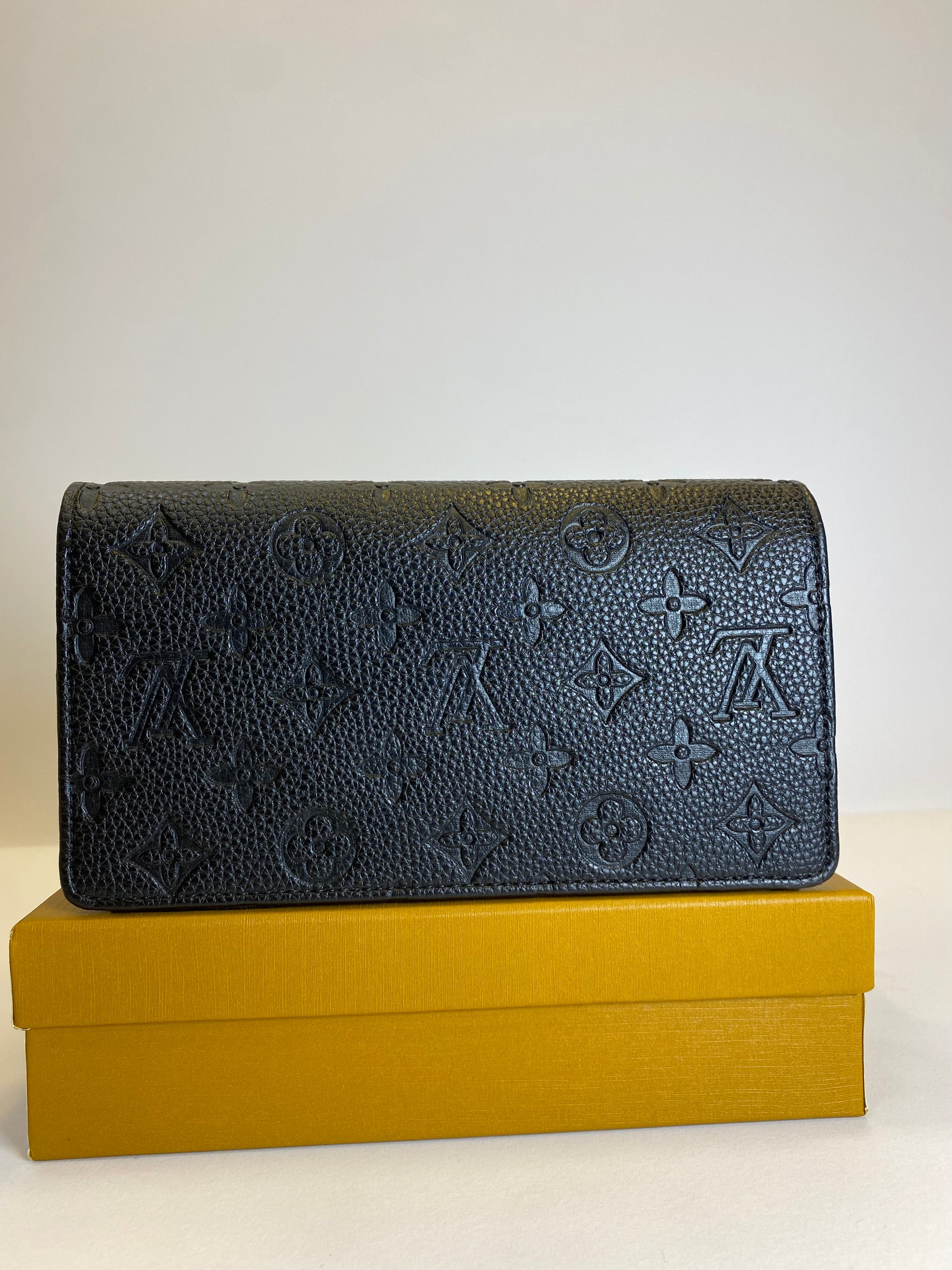 LV