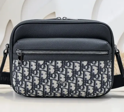 Dior White D29996