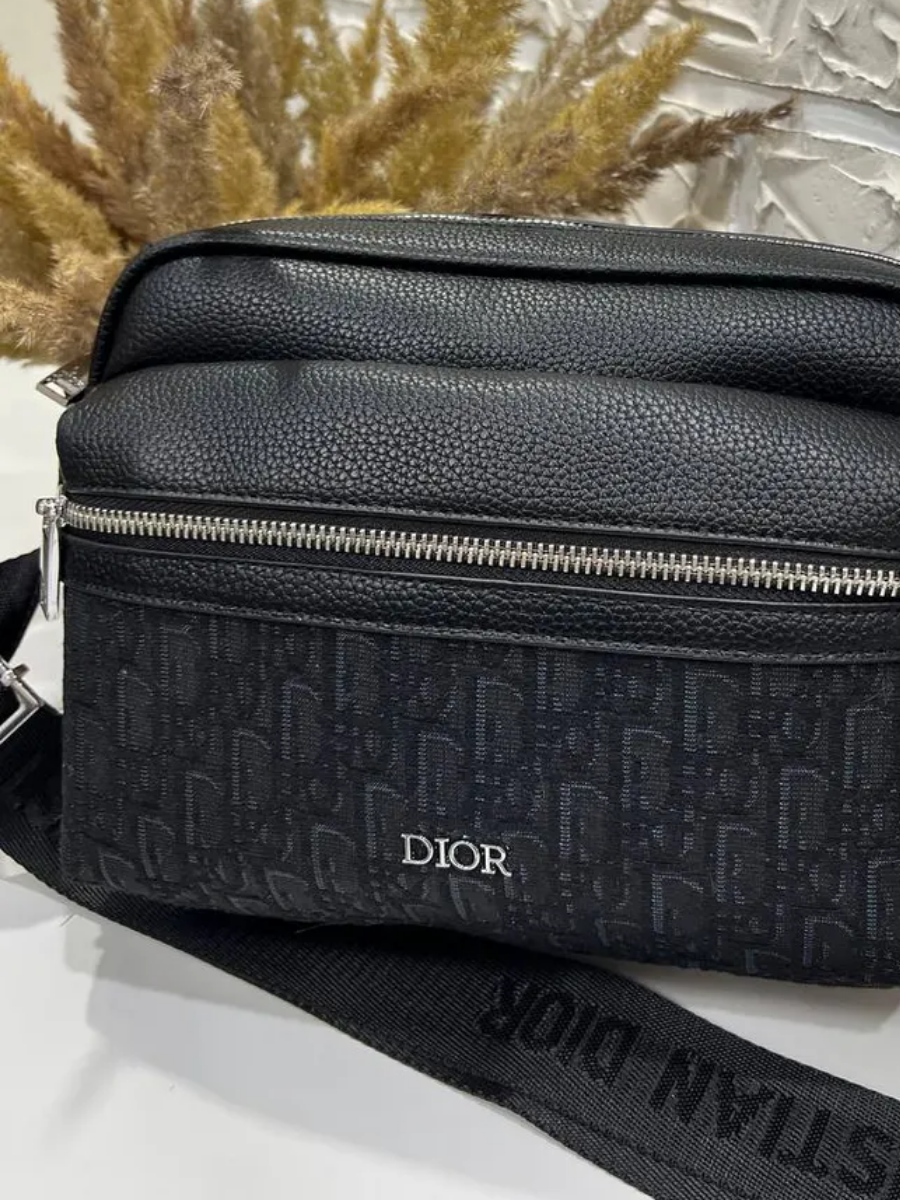 Dior White D29996