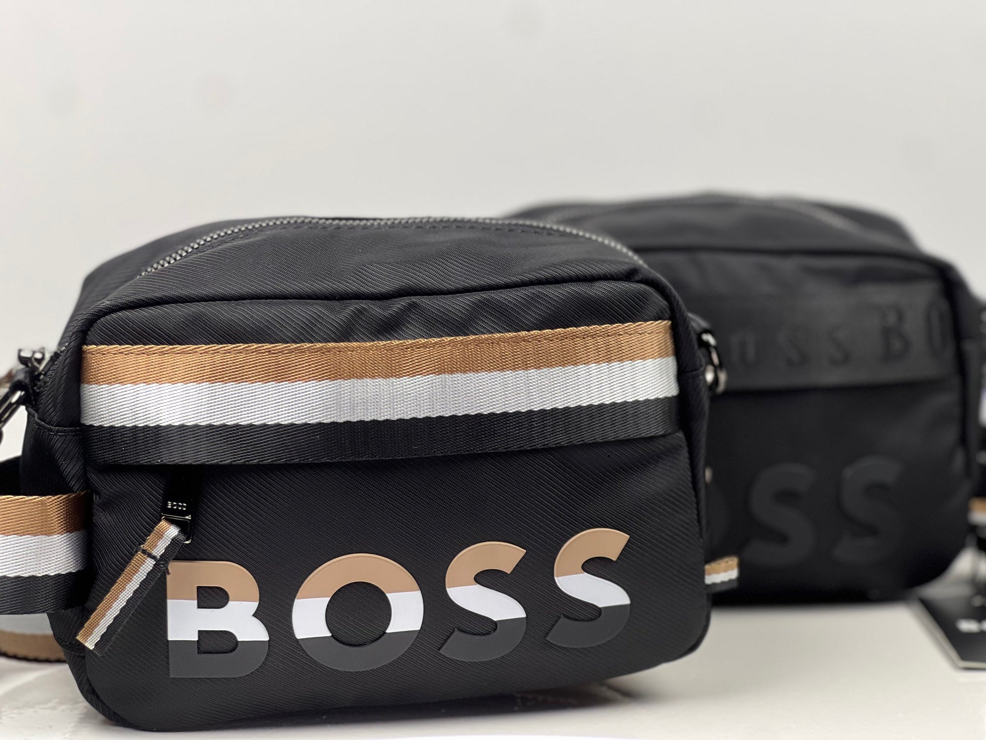 Boss Beige HB2558