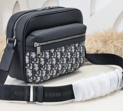 Dior White D29996