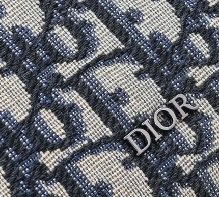 Dior White D29996