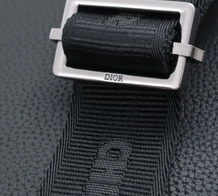 Dior White D29996